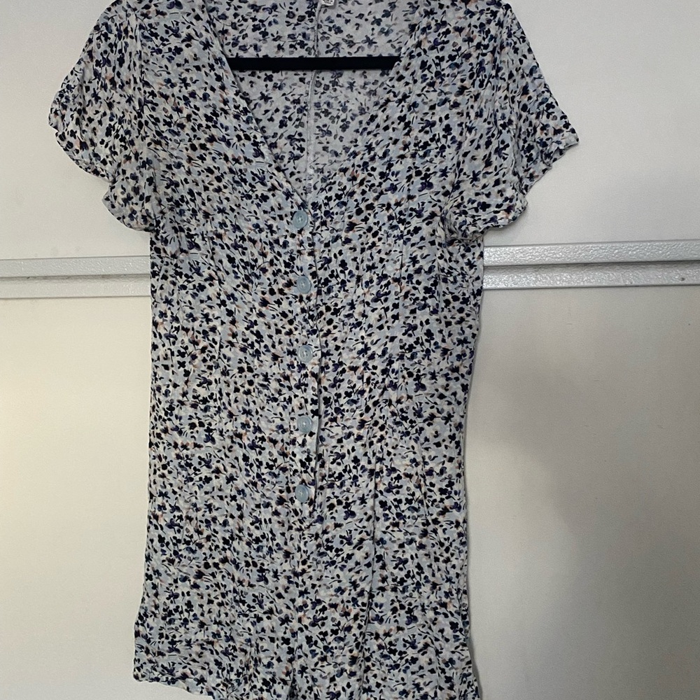 BB Dakota by Steve Madden Blue and White Floral Romper